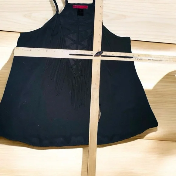 Buckle BKE Red Women's Black Fringe Open Front Chiffon Tank Top, Size XS EUC - Picture 5 of 5